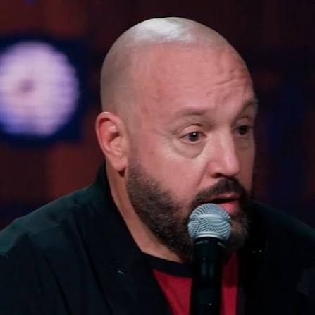 Kevin James in concert