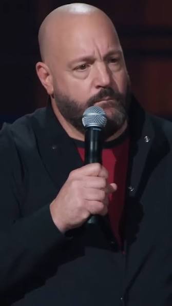 Kevin James live performance
